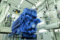 Mit der neuen Anlage hat Rolls-Royce Power Systems auf Hydrolacke umgestellt und den Lösemittelausstoß um 50% reduziert.