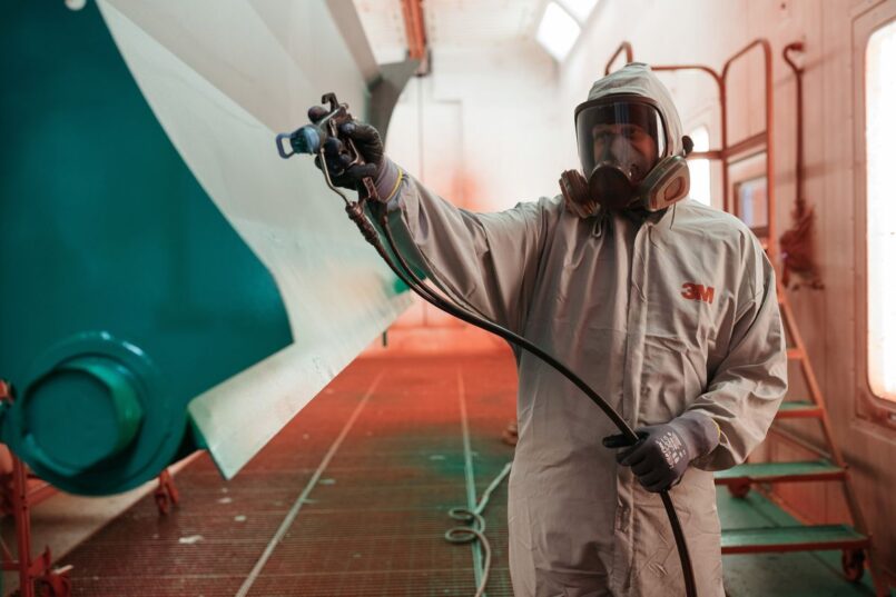 In the new paint shop is possible to coat 300.000 square meters per year. Image: Farmtech