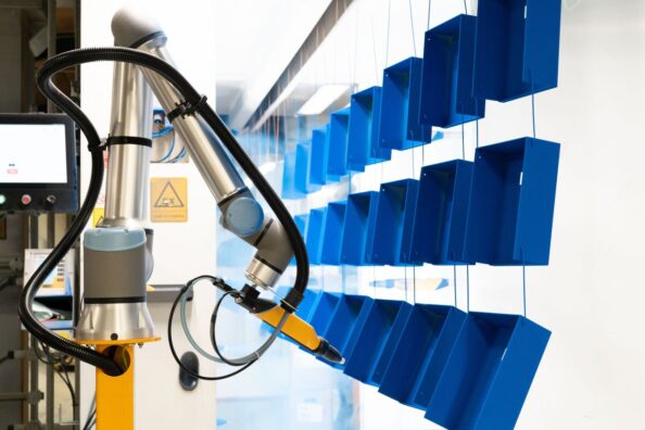 automation with Powder coating robot