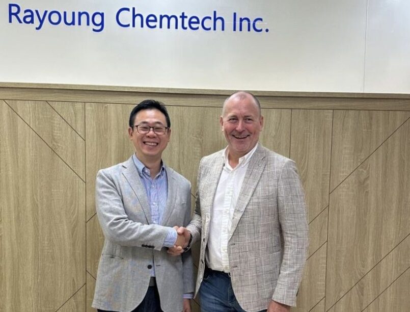 Rayoung Chemtech President Ray Chung and Alufinish Managing Director Stephan Zegers